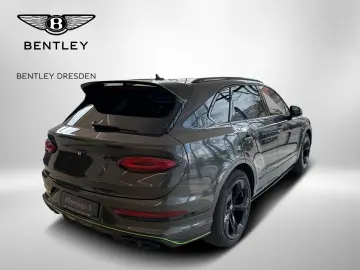 BENTLEY Bentayga V8 Black Edition - DemoCar