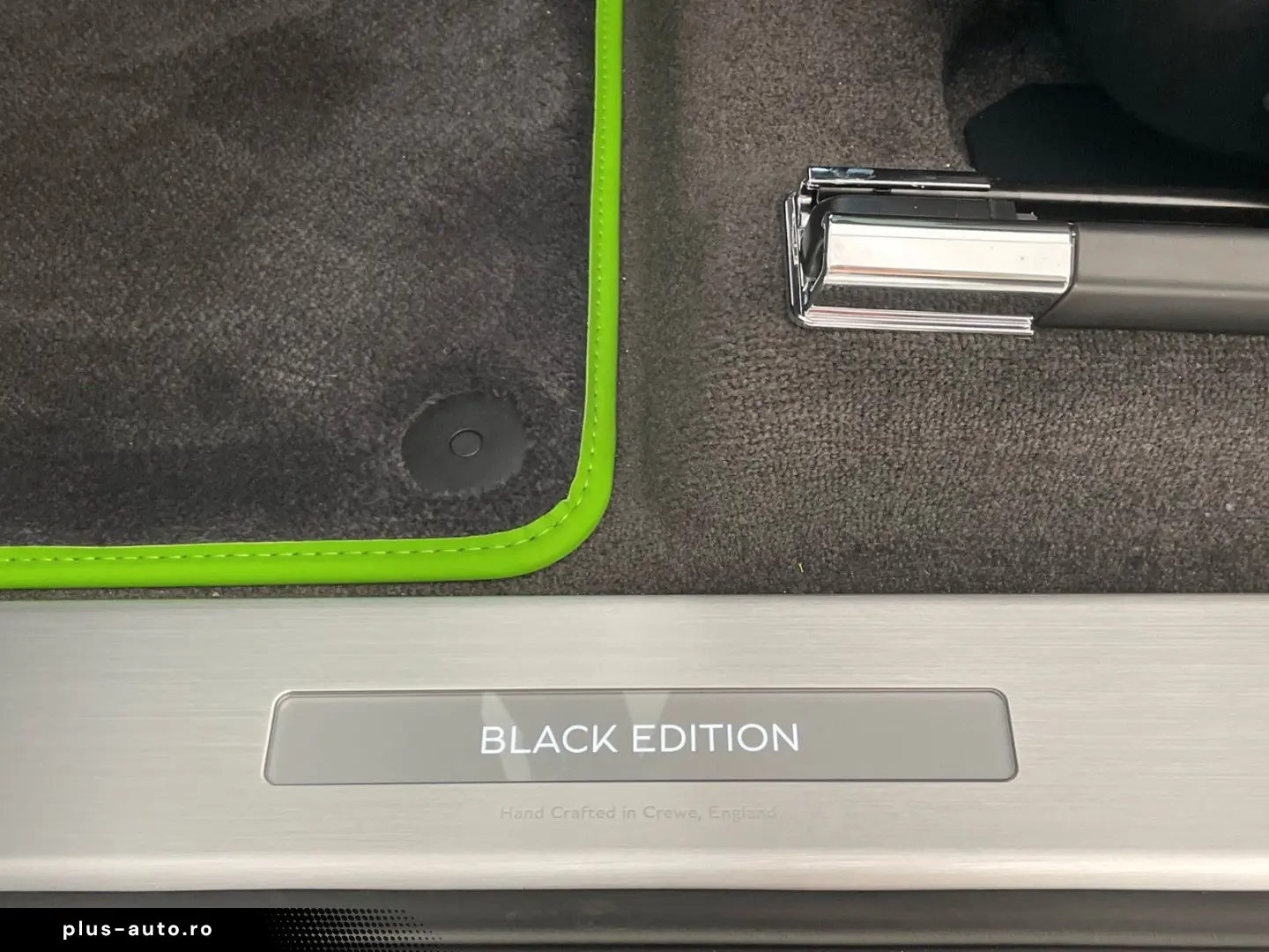 BENTLEY Bentayga V8 Black Edition - DemoCar