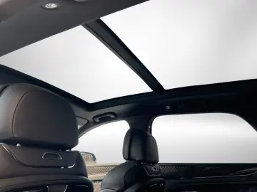 BENTLEY Bentayga V8 Black Edition - DemoCar