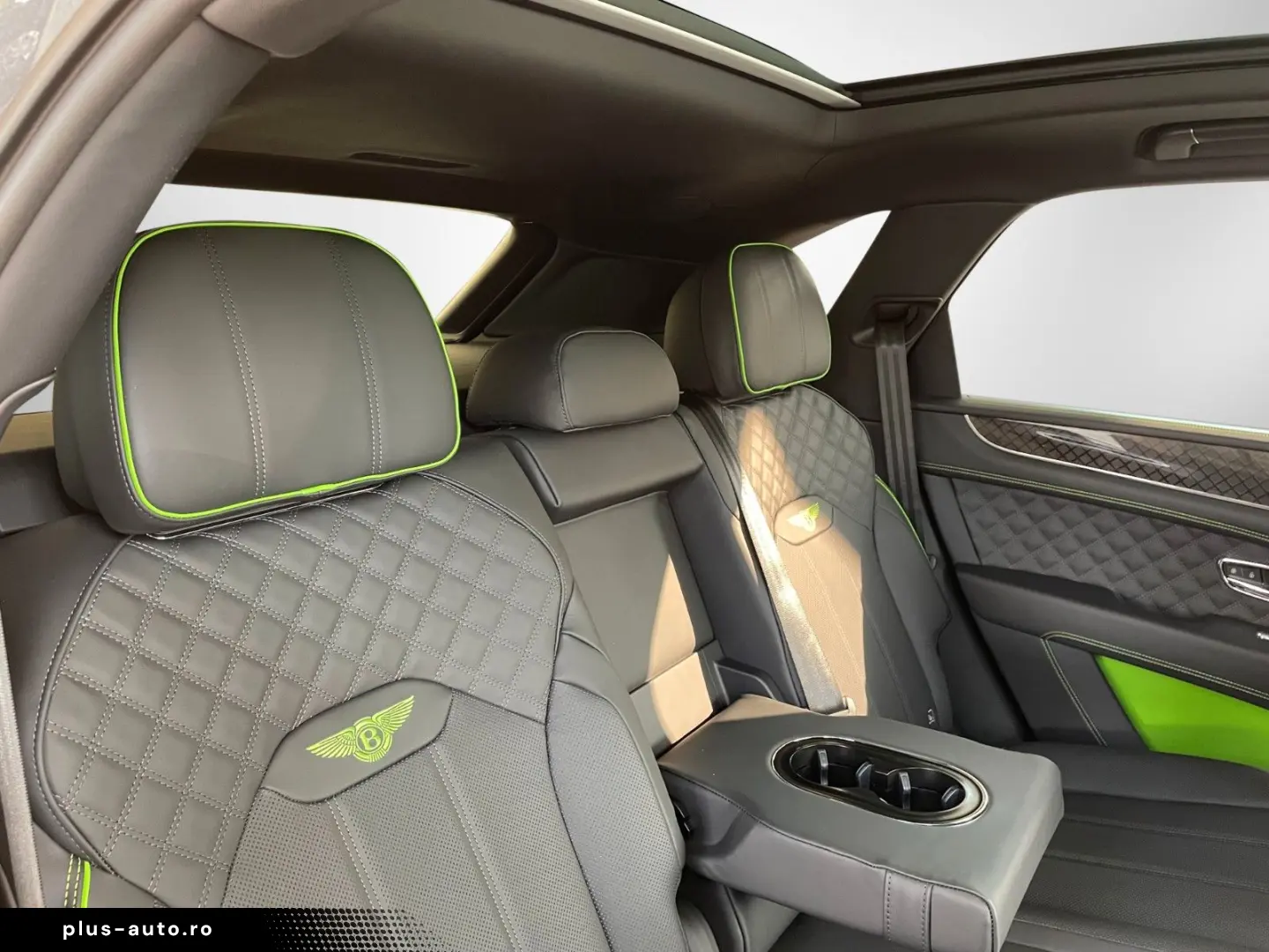 BENTLEY Bentayga V8 Black Edition - DemoCar