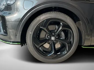 BENTLEY Bentayga V8 Black Edition - DemoCar