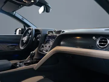 BENTLEY Bentayga S V8