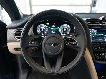 BENTLEY Bentayga S V8