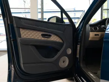 BENTLEY Bentayga S V8