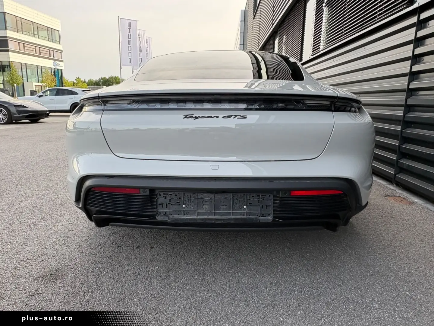 PORSCHE Taycan GTS-75 JAHRE PAKET-PANO-CHRONO-HAL