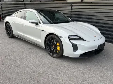 PORSCHE Taycan GTS-75 JAHRE PAKET-PANO-CHRONO-HAL