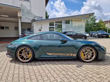 PORSCHE 992 911 GT3 mit Touring Paket Lift PCCB PDK