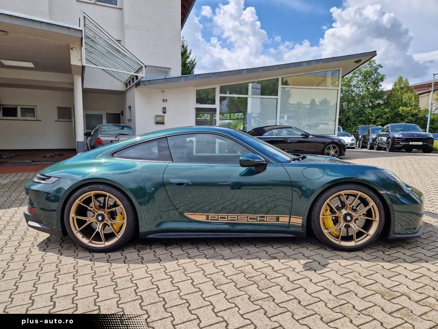PORSCHE 992 911 GT3 mit Touring Paket Lift PCCB PDK