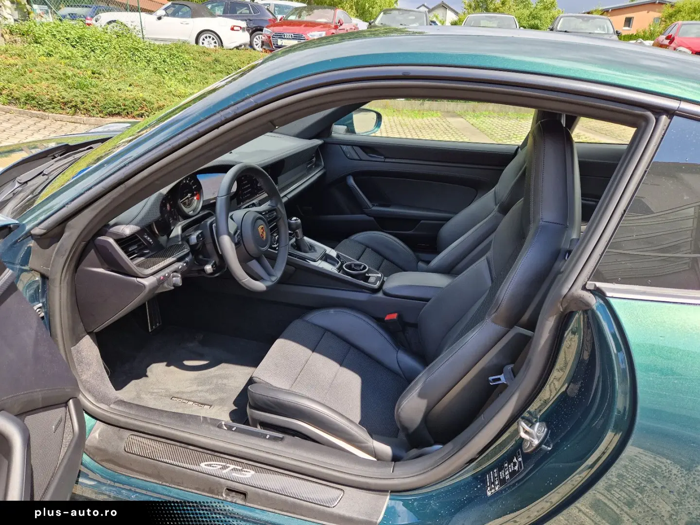 PORSCHE 992 911 GT3 mit Touring Paket Lift PCCB PDK