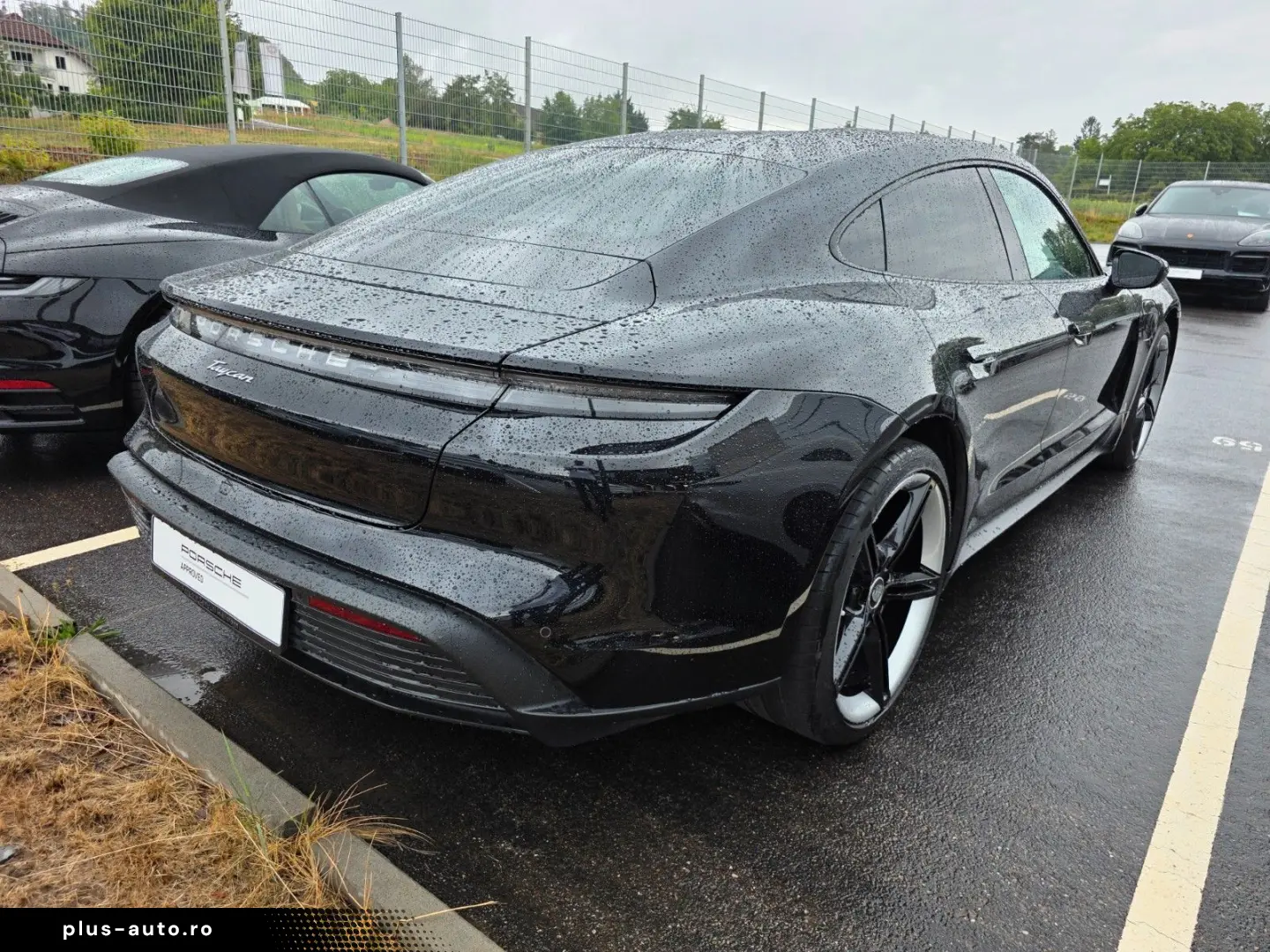 PORSCHE Taycan Bose HuD PASM PSCB