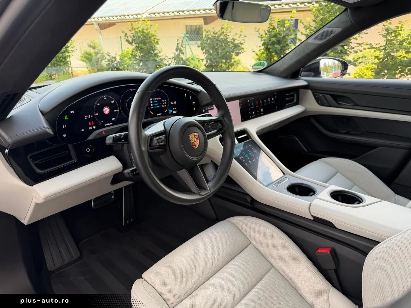 PORSCHE Taycan Turbo APPROVED. BUR NACHTS. MASSAGE HUD