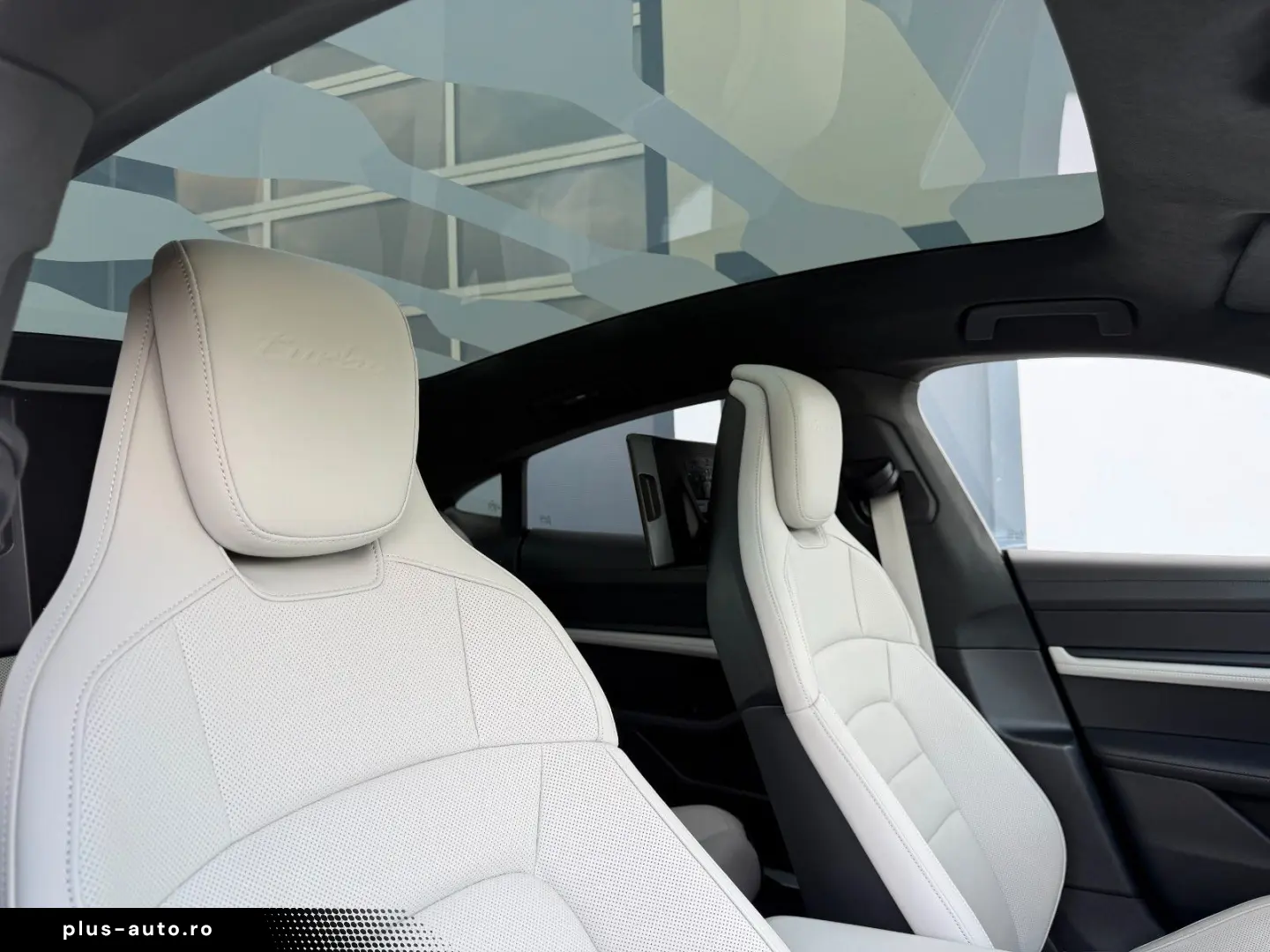 PORSCHE Taycan Turbo APPROVED. BUR NACHTS. MASSAGE HUD