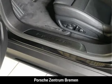 PORSCHE Taycan GTS Bose Panorama 21 Zoll Tempostat