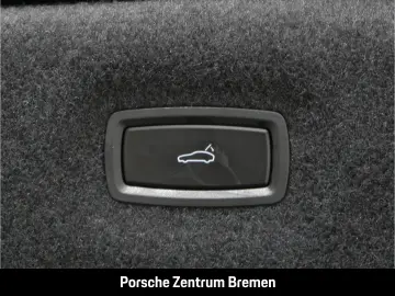 PORSCHE Taycan GTS Bose Panorama 21 Zoll Tempostat