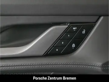 PORSCHE Taycan GTS Bose Panorama 21 Zoll Tempostat