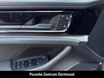 PORSCHE Panamera 4S E-Hybrid