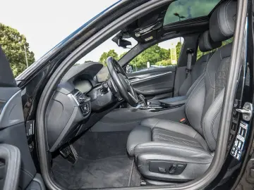 BMW 540i xDrive Limousine M Sport LC Prof. Navi Glas