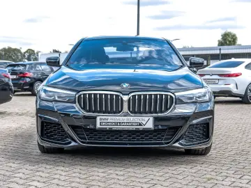BMW 540i xDrive Limousine M Sport LC Prof. Navi Glas