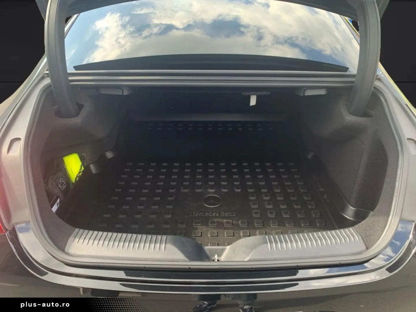 MERCEDES-BENZ CLS 400 d 4MATIC AMG Distronic AHV LED