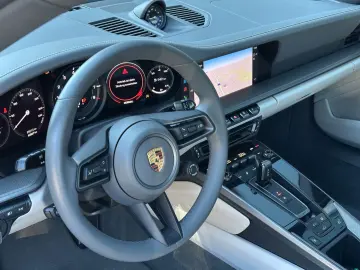 PORSCHE 992 911 Carrera 4S Schiebe- Hubdach aus Glas SHZ
