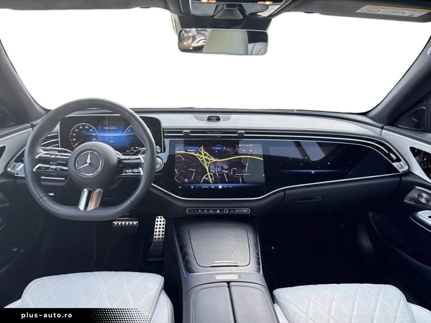 MERCEDES-BENZ E 300 e 4M  AMG PANO 360 Burmester