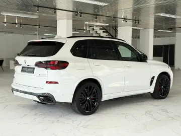 BMW X5 M60 i 3x M SPORT PRO INTEGRAL INDIVIDUAL VOLL