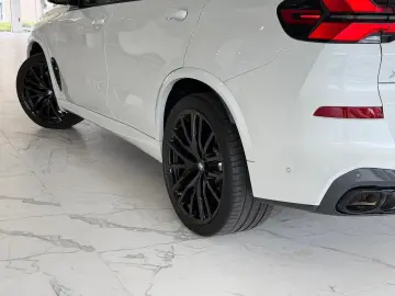 BMW X5 M60 i 3x M SPORT PRO INTEGRAL INDIVIDUAL VOLL