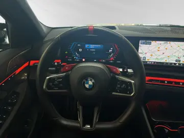 BMW M5 Limo xdr Panoramic B&W DaProf 360 Ventil