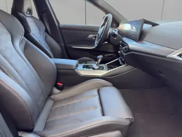 BMW M3 xDrive Competition