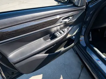 BMW 750 d Livrare imediata