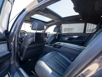 BMW 750 d Livrare imediata