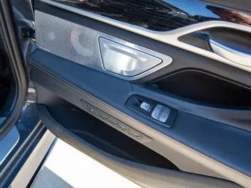 BMW 750 d Livrare imediata