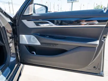 BMW 750 d Livrare imediata