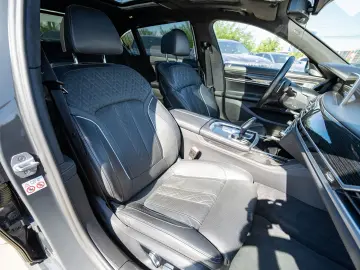 BMW 750 d Livrare imediata