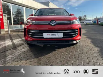 VW Tiguan 2.0 TDI Eleg CarPlay AHK IQ.LIGHT IQDrive