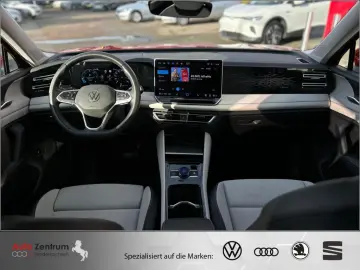 VW Tiguan 2.0 TDI Eleg CarPlay AHK IQ.LIGHT IQDrive