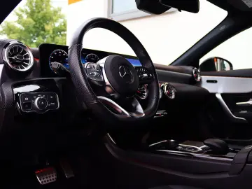 MERCEDES-BENZ CLA 250 e 3x AMG NIGHT KAMERA WIDESCREEN AHK