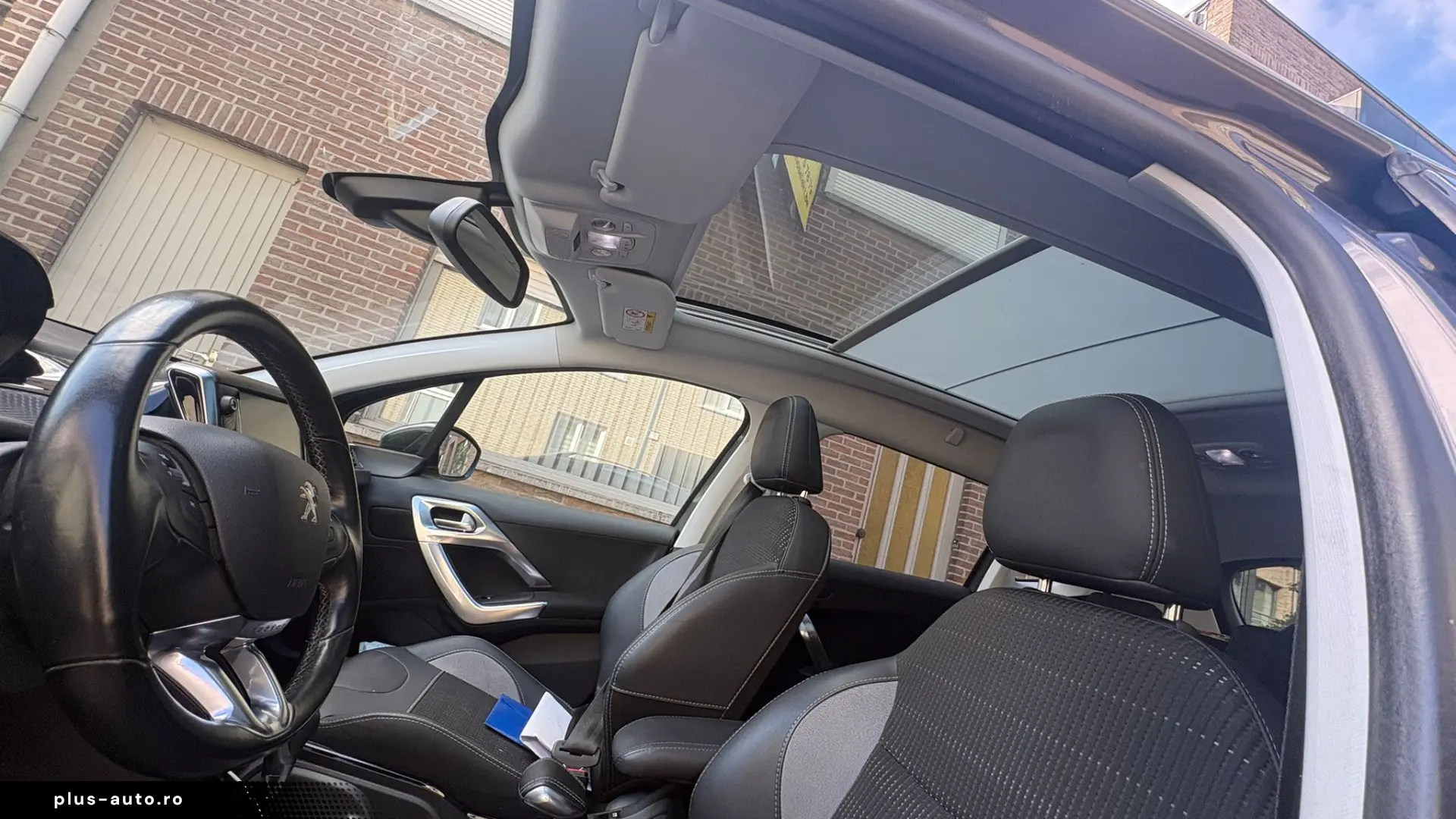 Peugeot 2008 1.2 automat 2019