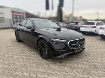 Mercedes-Benz E 200 AMG Night Pano Dist. Superscreen 20