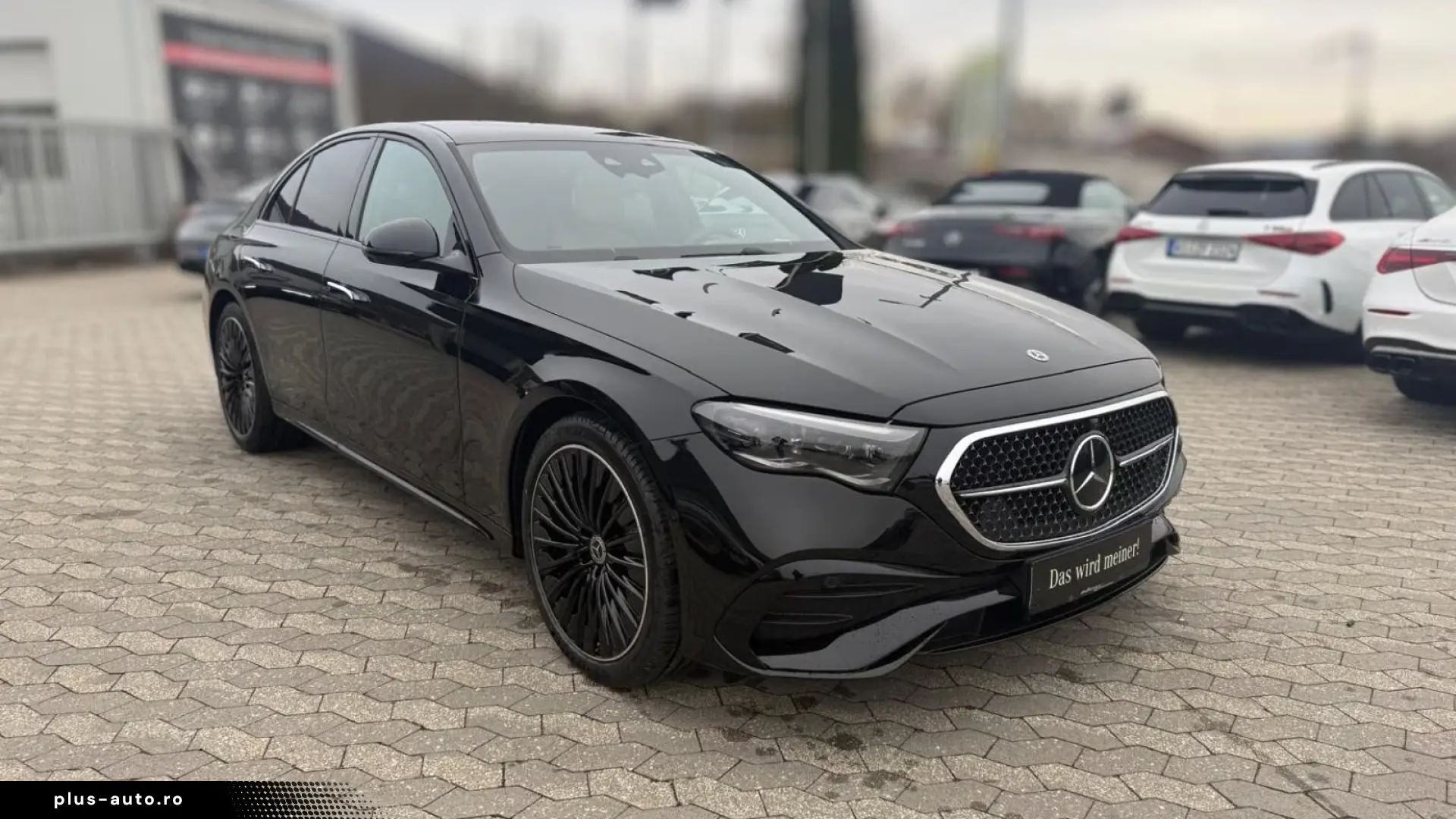 Mercedes-Benz E 200 AMG Night Pano Dist. Superscreen 20