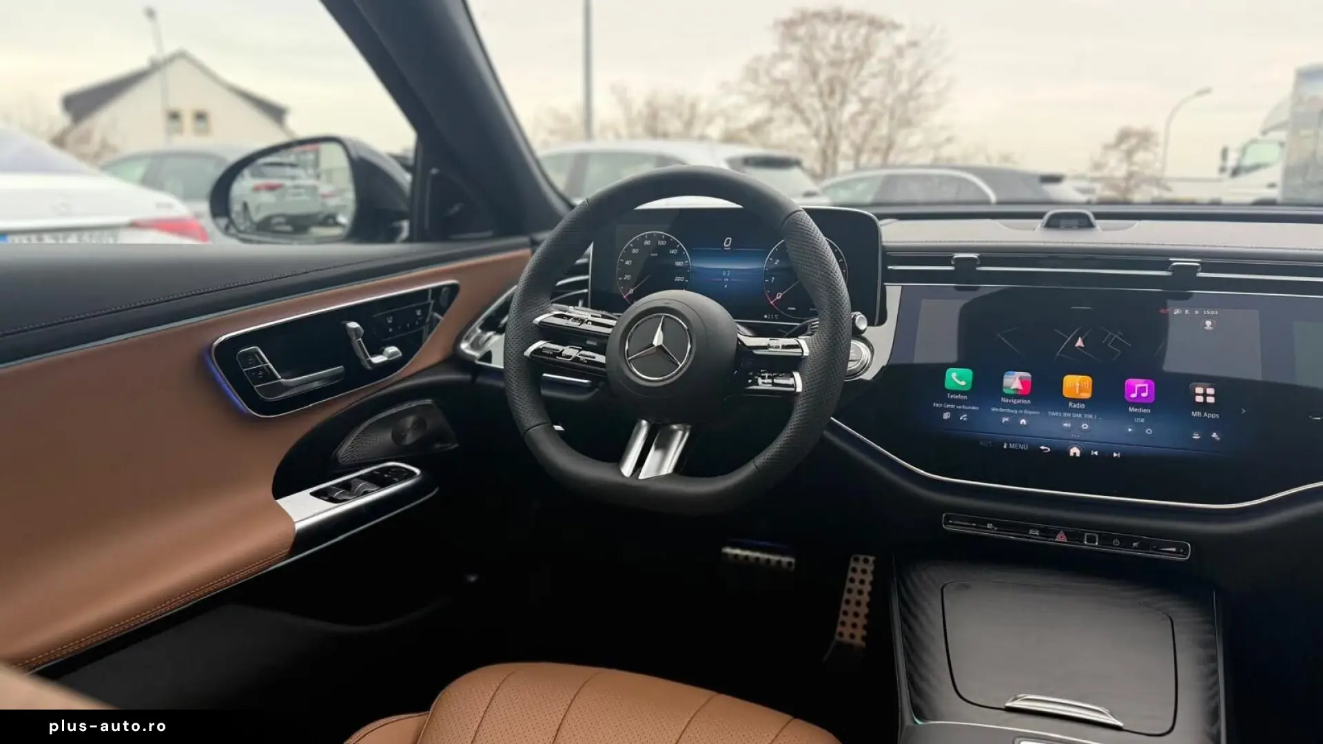 Mercedes-Benz E 200 AMG Night Pano Dist. Superscreen 20