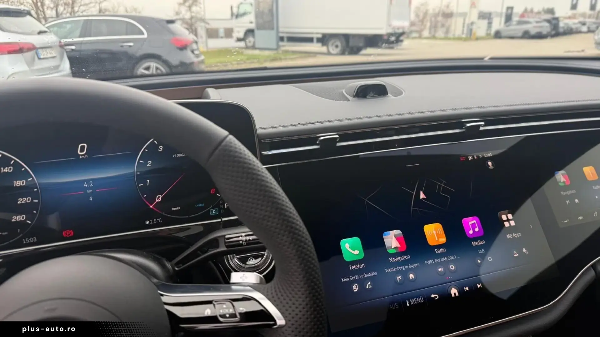 Mercedes-Benz E 200 AMG Night Pano Dist. Superscreen 20