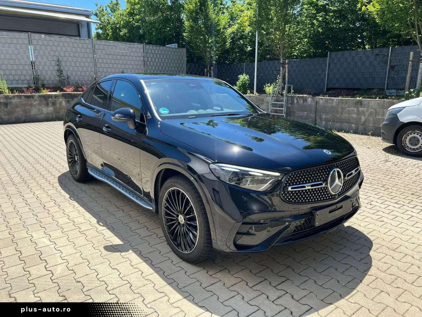 MERCEDES-BENZ GLC 220d 4MATIC Coupé AMG Pano Digital Lights