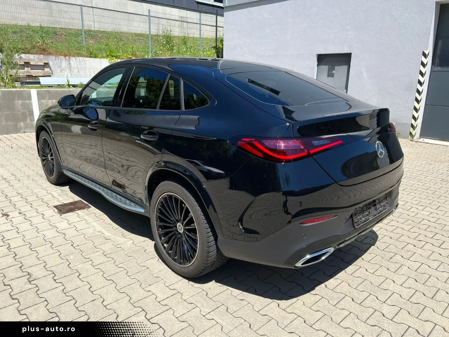 MERCEDES-BENZ GLC 220d 4MATIC Coupé AMG Pano Digital Lights