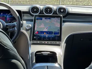 MERCEDES-BENZ GLC 220d 4MATIC Coupé AMG Pano Digital Lights
