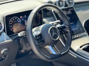 MERCEDES-BENZ GLC 220d 4MATIC Coupé AMG Pano Digital Lights