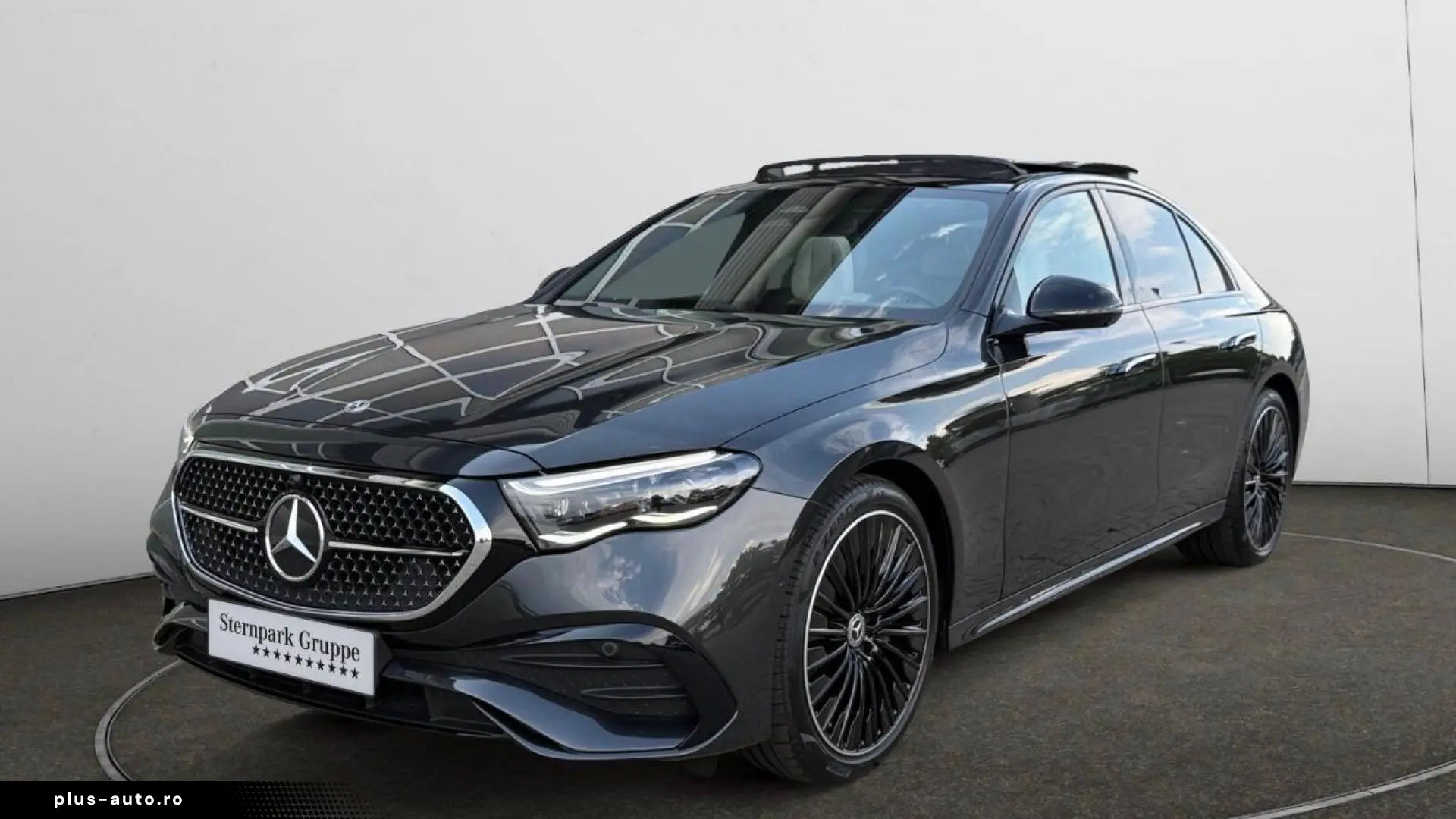 Mercedes-Benz E 220 d AMG Distro Pano SUPER Massage Night