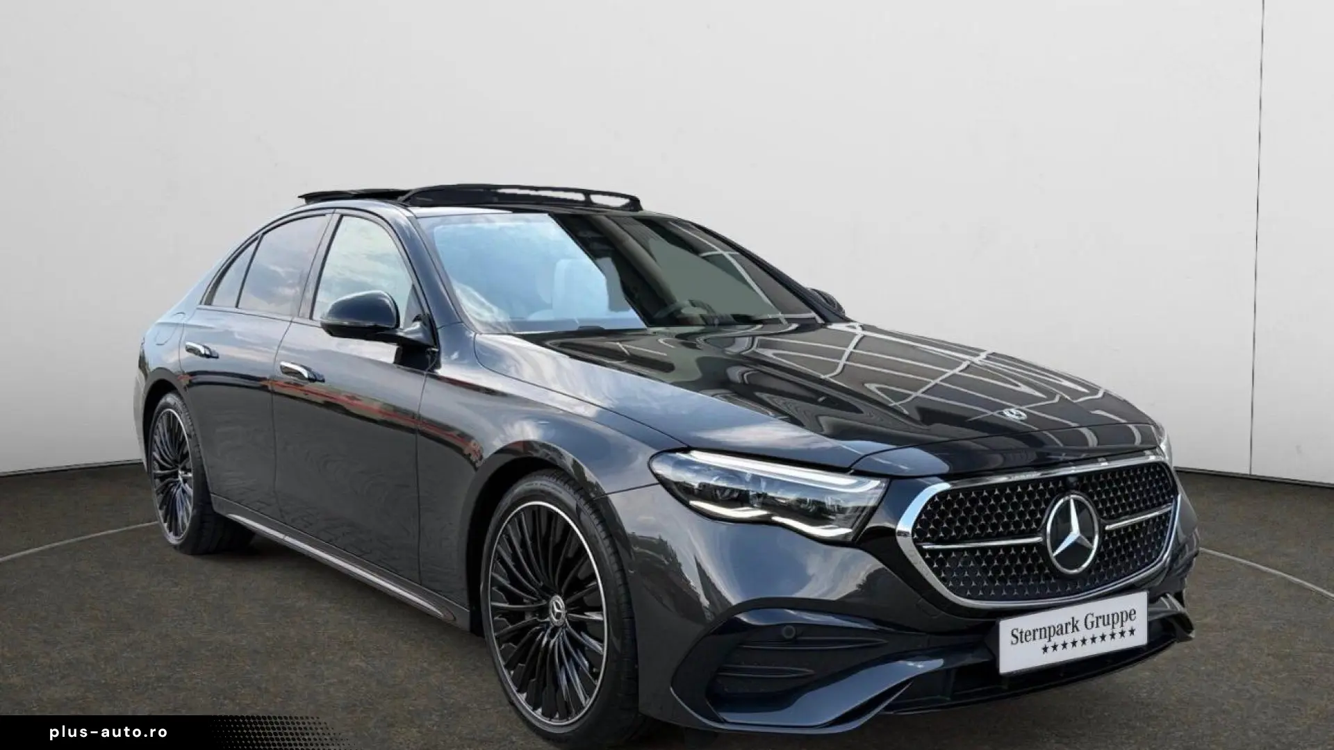 Mercedes-Benz E 220 d AMG Distro Pano SUPER Massage Night