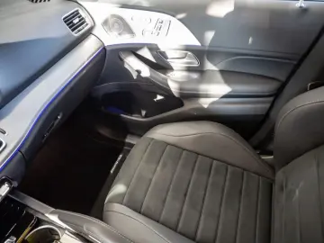 MERCEDES-BENZ GLE 350de 4MATIC AMG Advanced  AHK LED