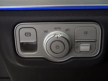 MERCEDES-BENZ GLE 350de 4MATIC AMG Advanced  AHK LED